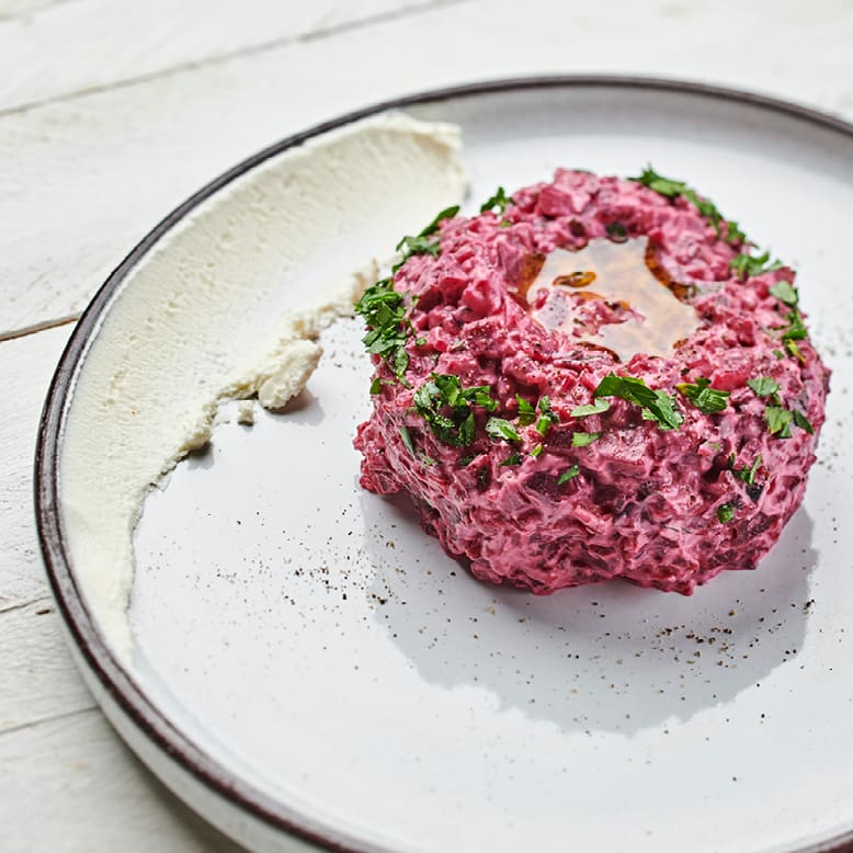 Beetroot tartare